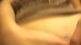 Сексуальные девушки в порно - Blonde Teen Scarlett Fever All Dressed Up for Pissing Fun на HOT-GIRLS-PORN.COM
