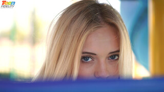 Сексуальные девушки в порно - Barely Legal Alex Grey Gets the Music Box - Intense Hardcore на HOT-GIRLS-PORN.COM