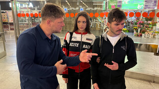Сексуальные девушки в порно - Quick Cash Hookup: Vixi Rafi Sucks Michael Fly in Public на HOT-GIRLS-PORN.COM