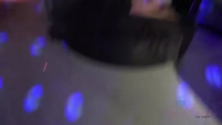 Сексуальные девушки в порно - Vina Skyy’s outdoor shower & fingering after Vegas party на HOT-GIRLS-PORN.COM