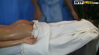 Сексуальные девушки в порно - Russian Babe Agnessa Takes Facial After Hardcore Fuck на HOT-GIRLS-PORN.COM