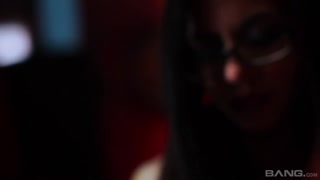 Сексуальные девушки в порно - Rubber Fetish Excitement with Lexi Ward and Glasses-Wearing Holly Morgan на HOT-GIRLS-PORN.COM