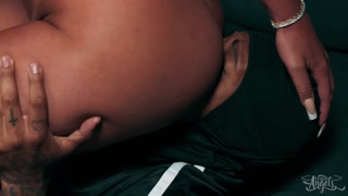 Сексуальные девушки в порно - Tattooed Latina Trans Fucks Guy на HOT-GIRLS-PORN.COM