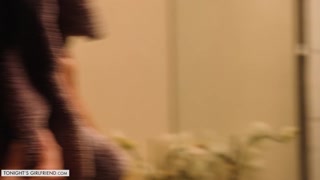 Сексуальные девушки в порно - Pornstar Reagan Foxx Gives a Hot Girlfriend Experience на HOT-GIRLS-PORN.COM