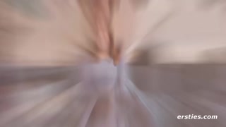 Сексуальные девушки в порно - Sarah's First Anal Experience на HOT-GIRLS-PORN.COM