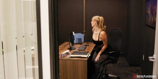 Сексуальные девушки в порно - Gagging, Cum Swapping, and Kissing Galore на HOT-GIRLS-PORN.COM