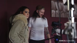 Сексуальные девушки в порно - Mariska's Portrait: From Concept to Reality на HOT-GIRLS-PORN.COM