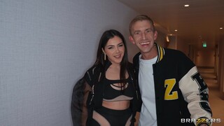 Сексуальные девушки в порно - Valentina's Big Tits Berlin Bash на HOT-GIRLS-PORN.COM