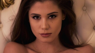 Сексуальные девушки в порно - Natural Tits, Puffy Nipples: Caprice на HOT-GIRLS-PORN.COM