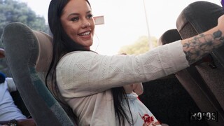 Сексуальные девушки в порно - Bus Ride Blowjob with Madalina Moon на HOT-GIRLS-PORN.COM