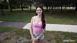 Сексуальные девушки в порно - Interracial Sex with Brunette Sophie Tyler на HOT-GIRLS-PORN.COM