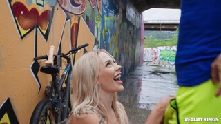 Сексуальные красотки в порно - Angie Lynx's Ass Gets Fucked on a Bike HOT-GIRLS-PORN.COM