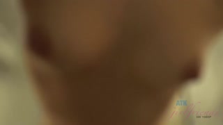 Сексуальные девушки в порно - Gia Paige - Tiny Tits & Tight Pussy Filled with Cum на HOT-GIRLS-PORN.COM