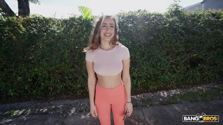 Сексуальные красотки в порно - Deepthroat Action with Scarlett and Kai HOT-GIRLS-PORN.COM