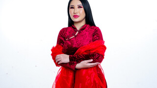 Сексуальные девушки в порно - Suki Sin's Interview Gets Kinky на HOT-GIRLS-PORN.COM