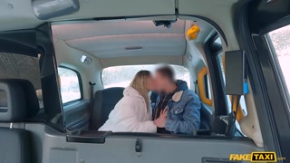 Сексуальные девушки в порно - Deepthroat Ride with Trimmed Pussy на HOT-GIRLS-PORN.COM