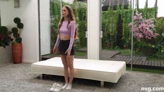 Сексуальные девушки в порно - The Girl's Audition: Renee на HOT-GIRLS-PORN.COM