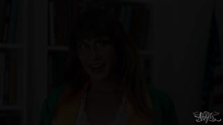Сексуальные девушки в порно - Interracial Blowjob in Classroom на HOT-GIRLS-PORN.COM
