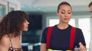 Сексуальные девушки в порно - Fiery Reverse Cowgirl Action на HOT-GIRLS-PORN.COM