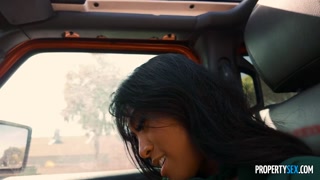 Сексуальные девушки в порно - POV Public Fuck - Ember Snow’s Bubble Butt & Tits на HOT-GIRLS-PORN.COM