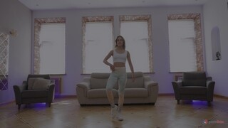 Сексуальные девушки в порно - First Time Anal for Aleksandr and Nicole на HOT-GIRLS-PORN.COM