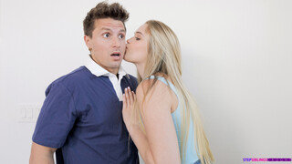 Сексуальные девушки в порно - Shaved and Ready: My Stepsister Finds My Gear на HOT-GIRLS-PORN.COM
