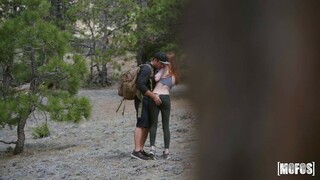 Сексуальные девушки в порно - Natural Habitats: Amateur Outdoor Sex на HOT-GIRLS-PORN.COM