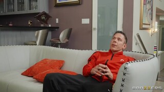 Сексуальные девушки в порно - Dad Can't Resist My Friends' Big Tits! на HOT-GIRLS-PORN.COM