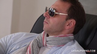 Сексуальные девушки в порно - Threesome Sensation: Teen Jay Dee Loves Double Penetration на HOT-GIRLS-PORN.COM