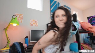 Сексуальные красотки в порно - Standing Doggystyle Creampie for College Girl HOT-GIRLS-PORN.COM