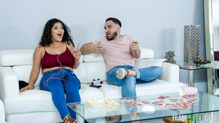 Сексуальные девушки в порно - Gabriela Lopez Takes Two Cocks - Team Skeet Classics на HOT-GIRLS-PORN.COM
