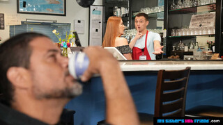 Сексуальные девушки в порно - High Heels and Big Tits: Harper Red's Café Adventure на HOT-GIRLS-PORN.COM