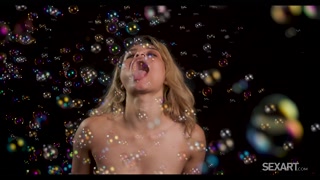 Сексуальные девушки в порно - Sexy Couple's Interview на HOT-GIRLS-PORN.COM